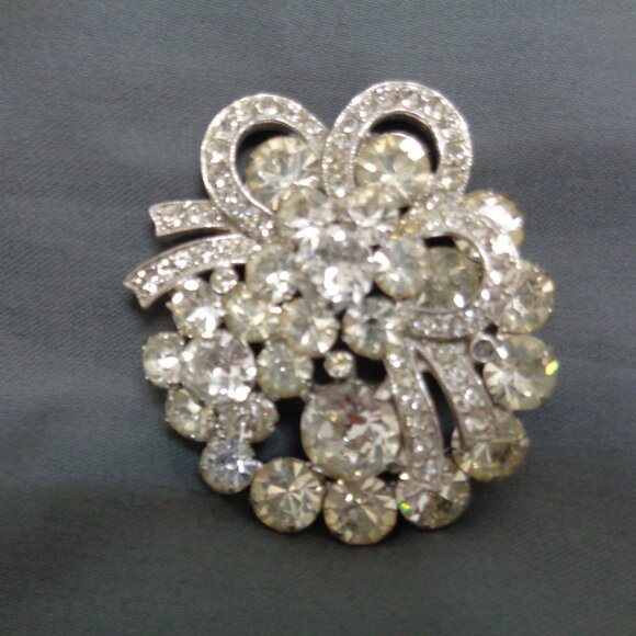 EISENBERG Ice Brooch Set Rhinestone & Faux Pearl - Picture 12 of 12